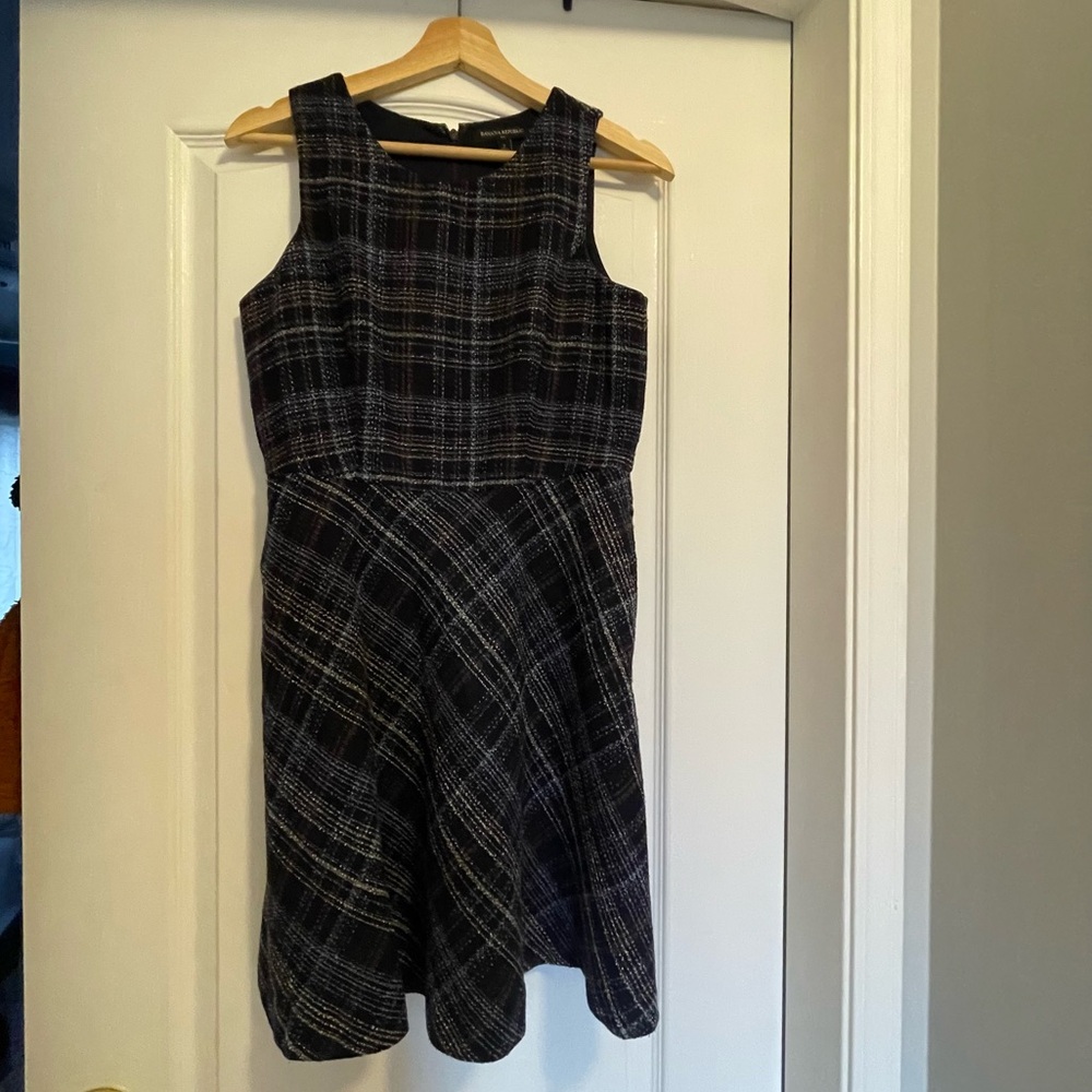 12 Banana Republic Sleeveless Dress Size 2